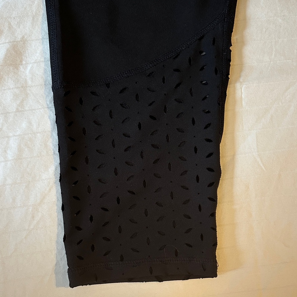 GAIAM Black Leggings - Picture 3 of 6